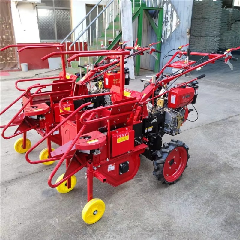 効率的な中国工場価格ミニコンバインコーンハーベスター - Combine Harvester Mini のレビューと価格