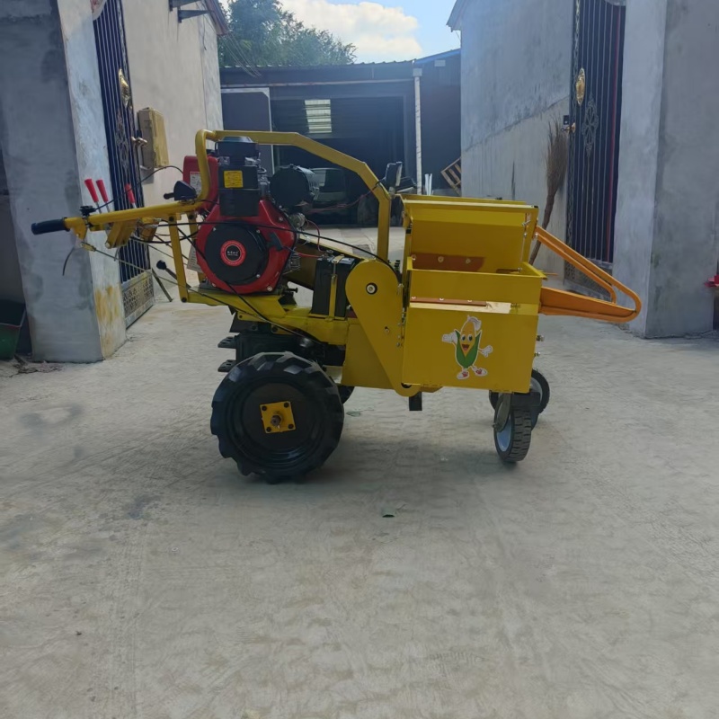 低価格ミニファーム用コーンハーベスター販売中（スイートコーン - Combine Harvester Mini のレビューと価格
